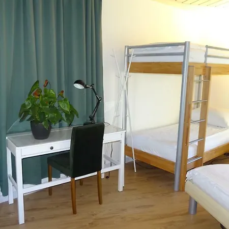 Hostel King *